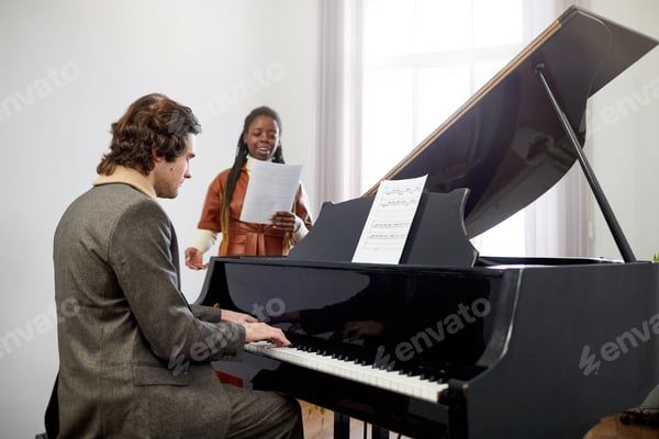 Libérez votre talent avec des cours de piano à domicile